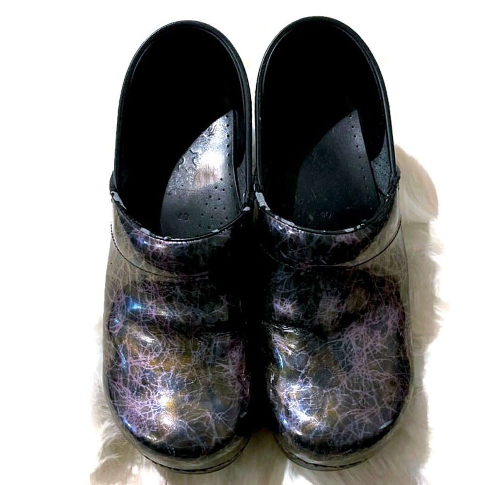 Dansko Leather Scribble Clog Professional Shoes